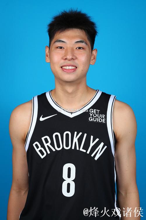 崔永熙新赛季身披8号球衣 官方身高确定为1米98